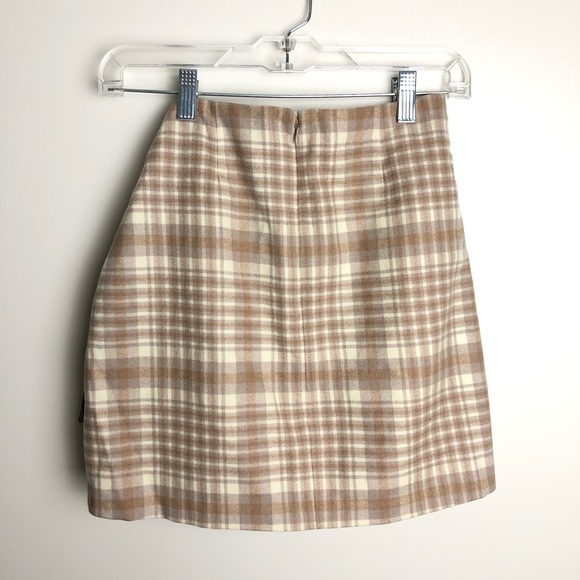 ARITZIA Wilfred Plaid Wool Wrap Front Mini Skirt - Picture 6 of 10
